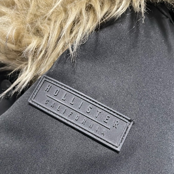 Hollister Ultimate Down winter Jacket - Small - Picture 6 of 10